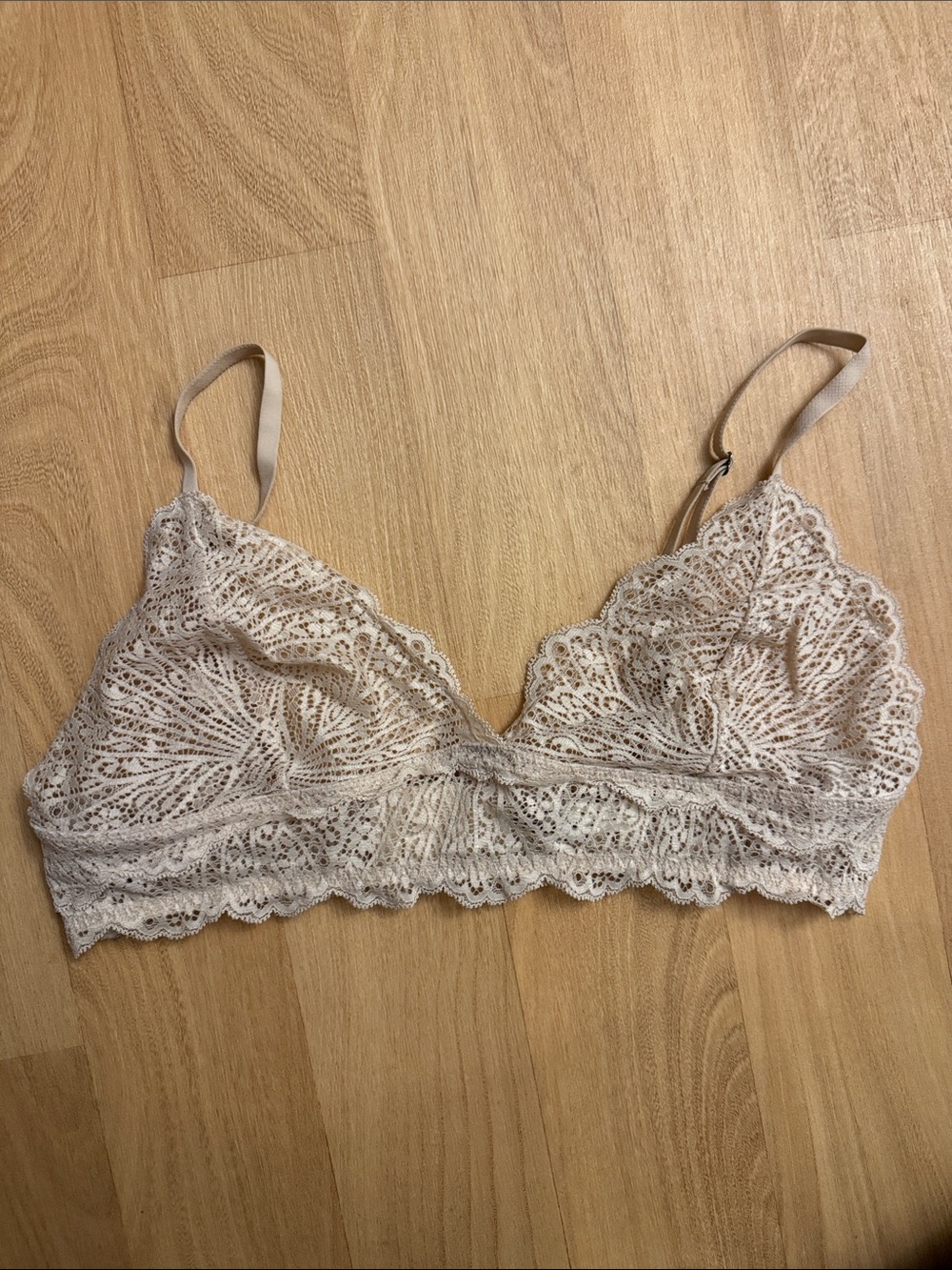 Wilfred Lace Bralette in Light Beige Size M